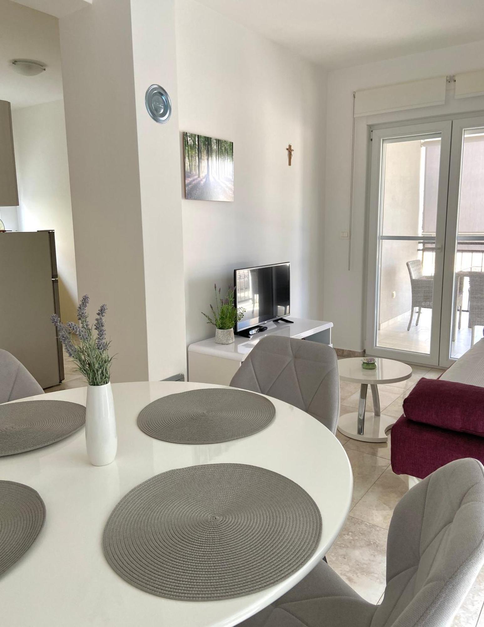 Apartmani Villa Adriatic 维尔 外观 照片